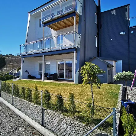 Apartment Bjornestrand Fjordside View Bergen
