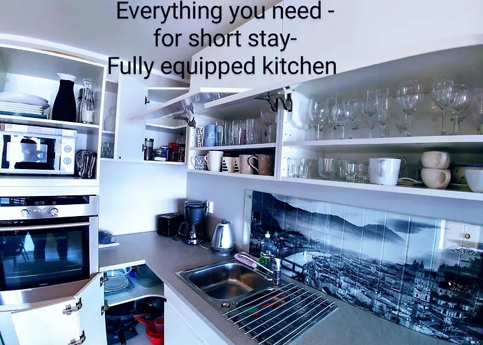 Bjornestrand Fjordside View Bergen