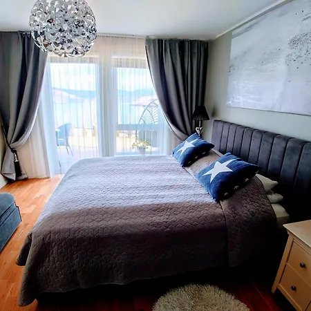 Апартаменти Bjornestrand Fjordside View Берген
