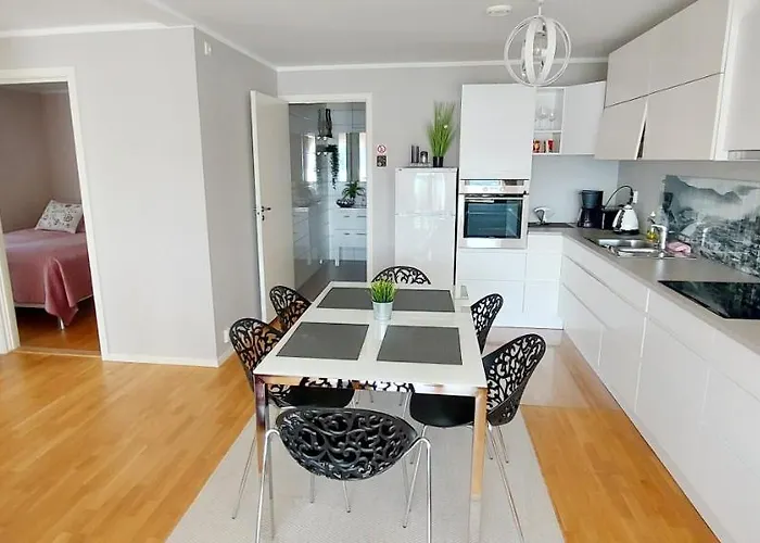 Bjornestrand Fjordside View Apartman