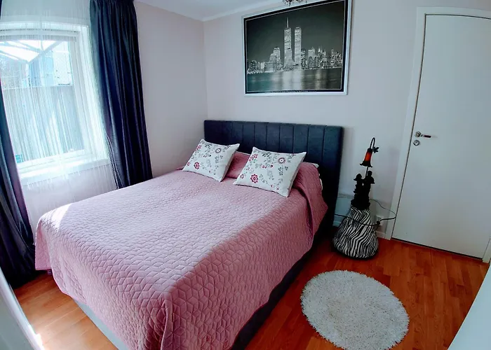 Bjornestrand Fjordside View 公寓 卑爾根