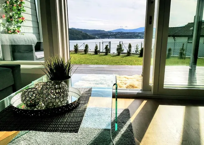 Bjornestrand Fjordside View 公寓 卑爾根