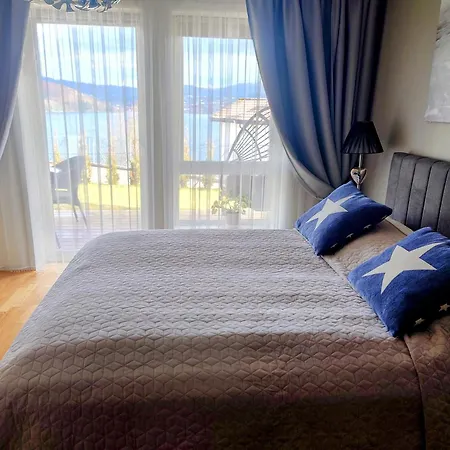 Bjornestrand Fjordside View *